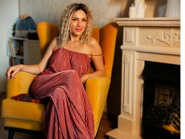 DAkotaHotti69 - Live sex cam - 25231937