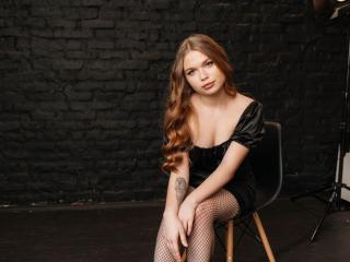 LaraPika - Live porn &amp; sex cam - 25232241