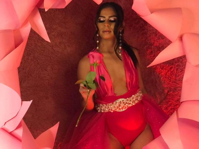 MaddisonIvanova - Live Sex Cam - 25233357