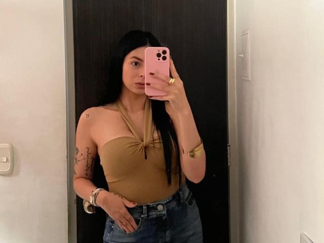IsabellaJames - Camera khiêu dâm &amp; quyến rũ trực tiếp - 25235889