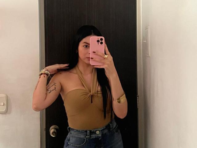 IsabellaJames - Sexe cam en vivo - 25235893