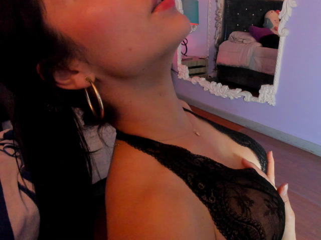 ArianaRogers - Live porn &amp; sex cam - 25237385