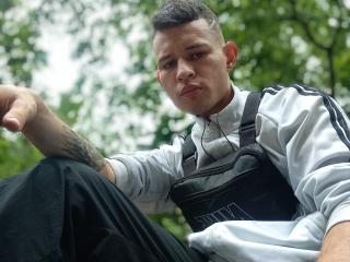 BrianSex69 - Sexe cam en vivo - 25238425