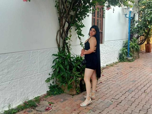 EmilyTon - Live sex cam - 25241949