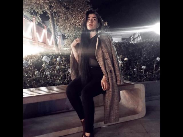 EmilyTon - Live Sex Cam - 25242949