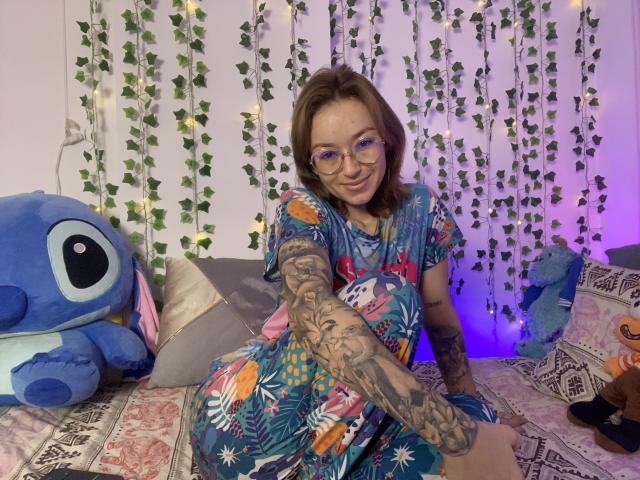 SarahRousen - Live porn &amp; sex cam - 25243677