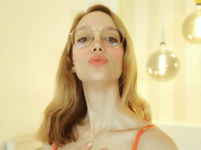 MissFrenchy - сексуальная веб-камера в реальном времени - 25245093
