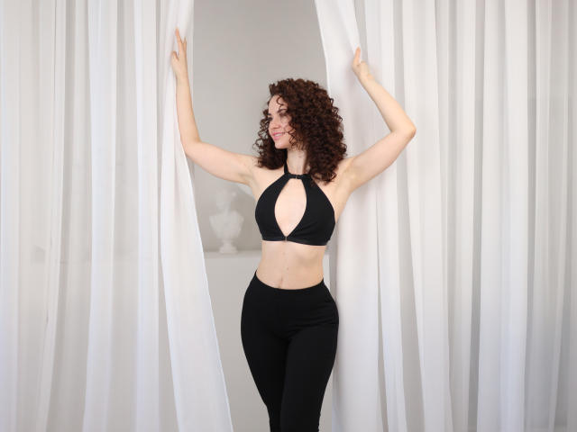 KaraCriegs - Live sex cam - 25246245