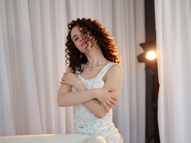 KaraCriegs - Live Sex Cam - 25246345