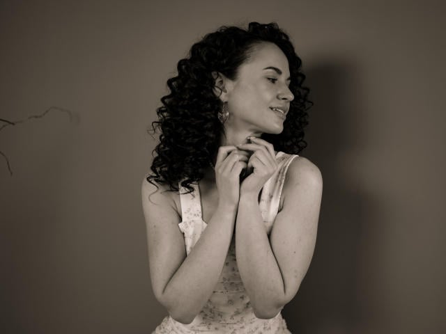 KaraCriegs - Live sex cam - 25246581