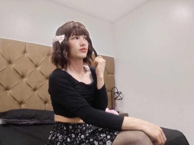 RoxyLein - Live sex cam - 25248197