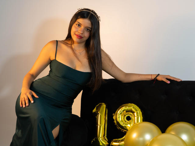 LinaSanttacruz - Live sex cam - 25250585