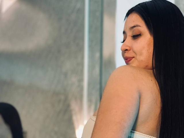 LunaBellaHotty - Live sexe cam - 25250949