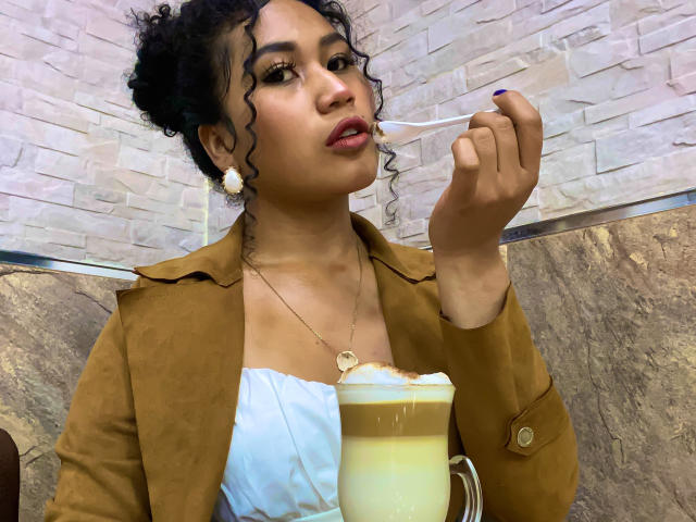 SophieSonyas - Sexe cam en vivo - 25250977