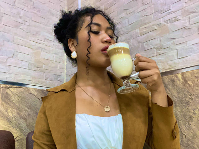 SophieSonyas - Sexe cam en vivo - 25251069