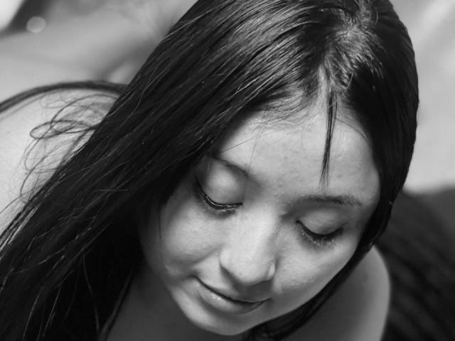 LunaBellaHotty - Live sex cam - 25251081