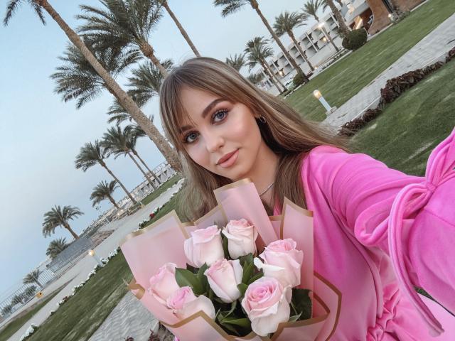 DreamySamantha - Live sex cam - 25252125