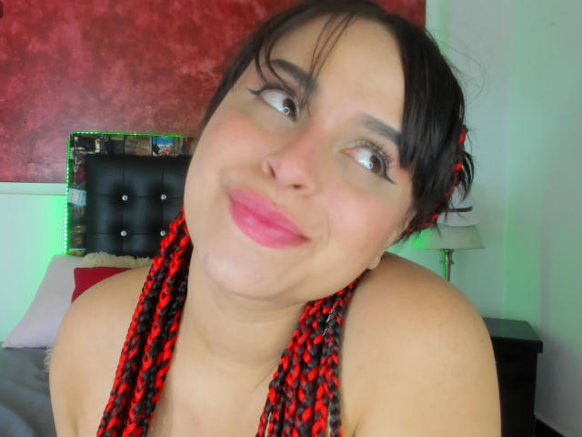 BlueSkyMusa - Live sex cam - 25254533