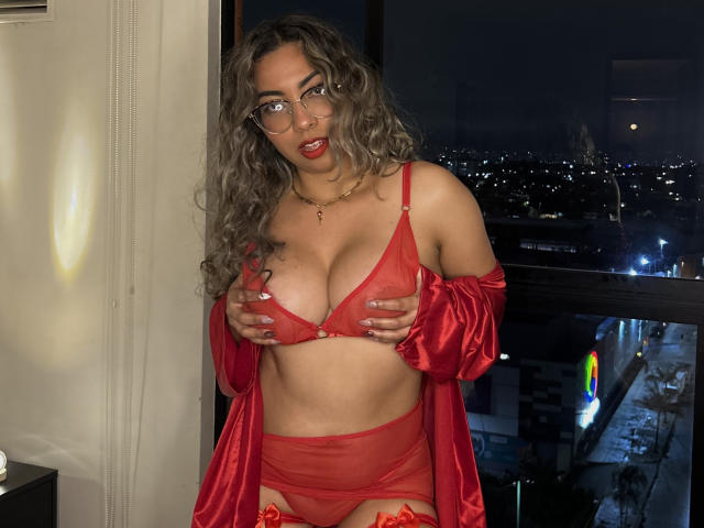 SashaRocci - Live Sex Cam - 25254733