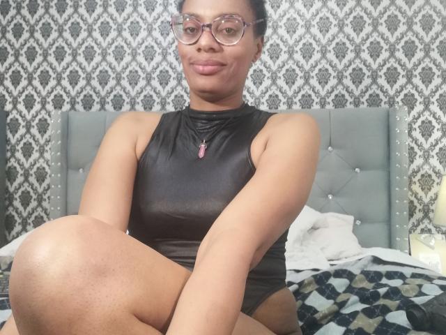 MatildaLujan - Live sexe cam - 25254833