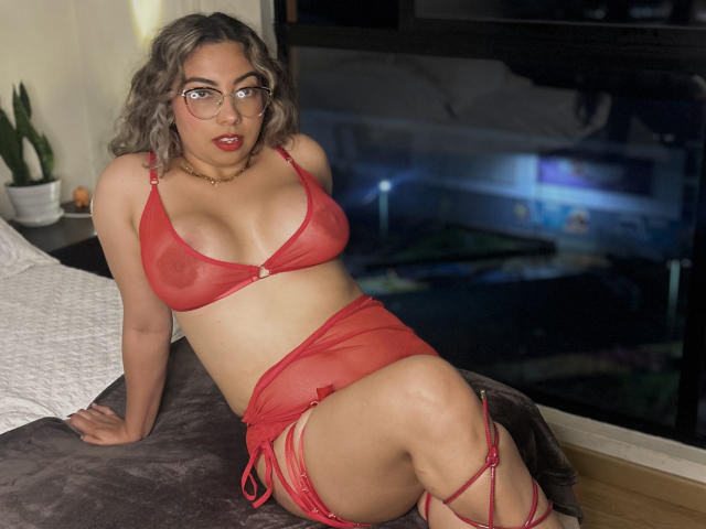 SashaRocci - Live sex cam - 25254901