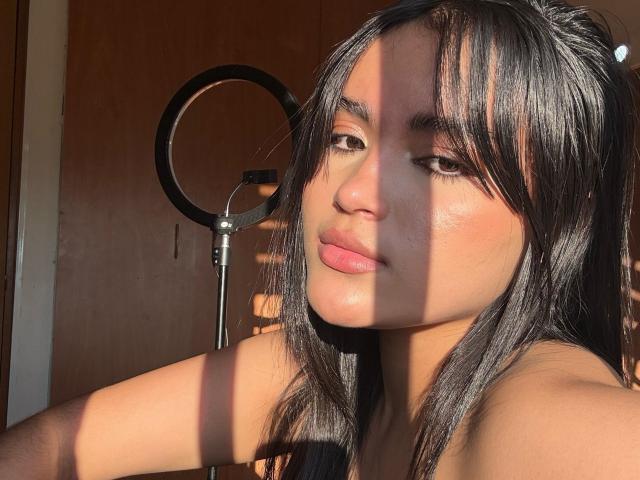 MiiaPalmer - Élő pornó és szexkamera - 25257929