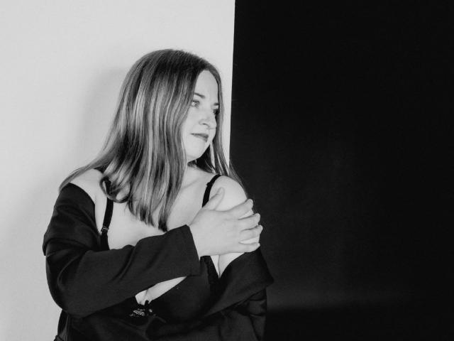 FreyaDak - Sexe cam en vivo - 25259945