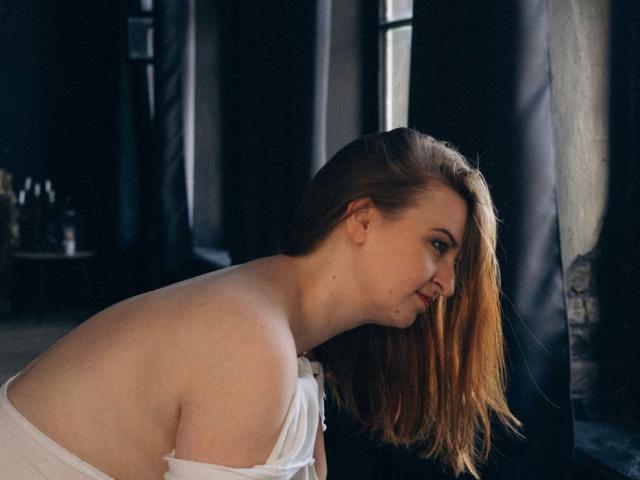 FreyaDak - Live Sex Cam - 25260257