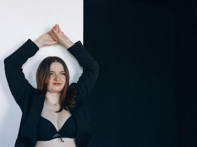 FreyaDak - Live sex cam - 25260345