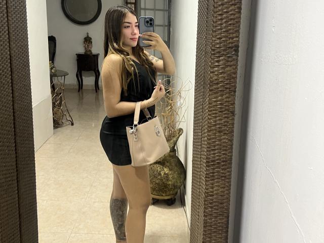 SharonKlart - Sexe cam en vivo - 25261133