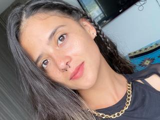 LunaGlowy - Live sex cam - 25261385