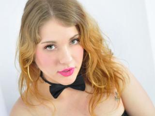 CarolineCoco - Live Sex Cam - 2526231