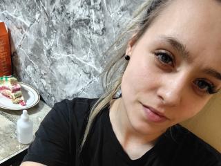 EleanorEustacia - Live sex cam - 25262437