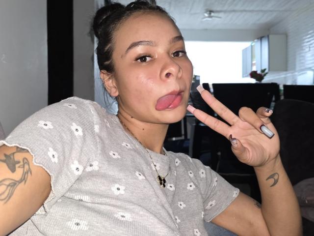 NoaStewart - Live porn &amp; sex cam - 25263985