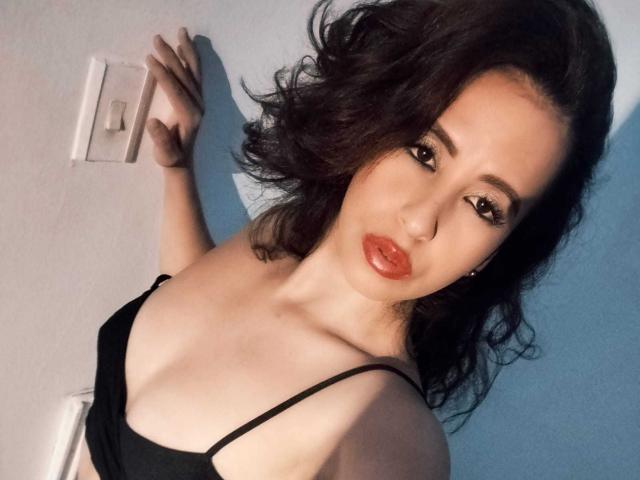 CamileParist - Live Sex Cam - 25265285