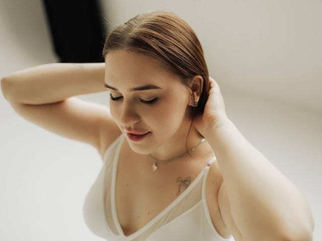 LauraHlot - Live porn &amp; sex cam - 25269229