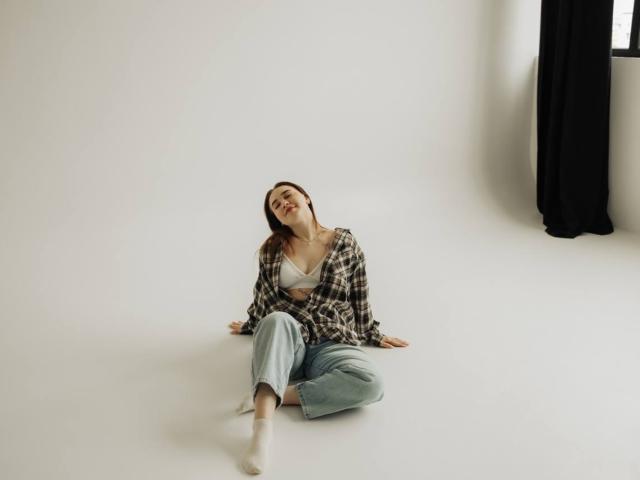 LauraHlot - Sexe cam en vivo - 25269233