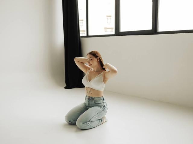 LauraHlot - Live sexe cam - 25269241