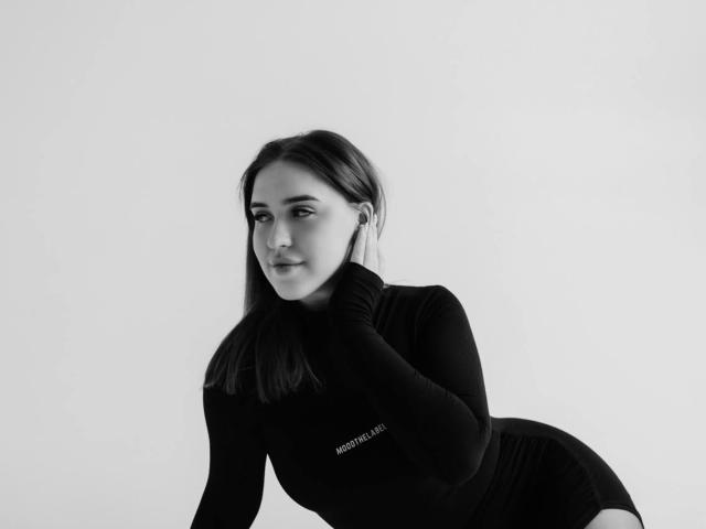 LauraHlot - Sexe cam en vivo - 25269261