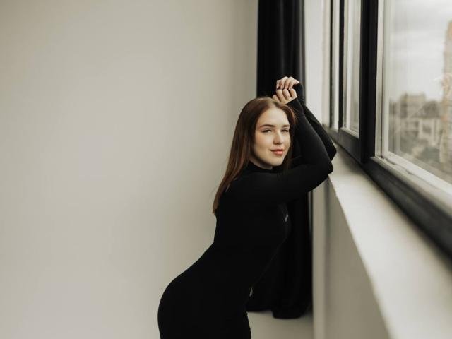 LauraHlot - Live sexe cam - 25269277