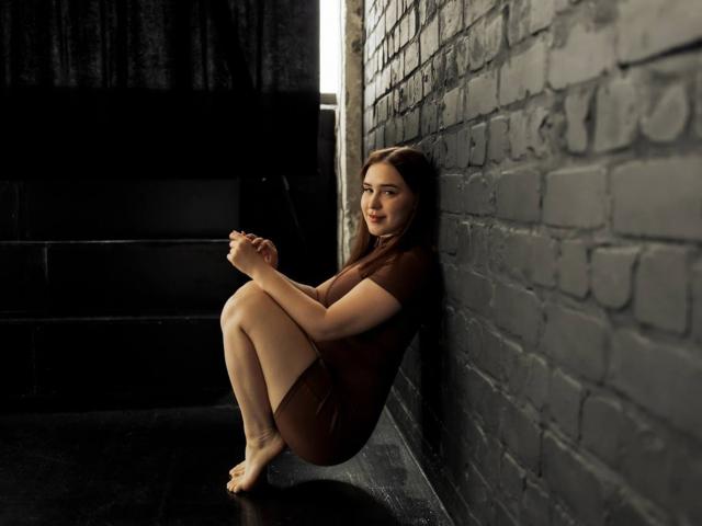 LauraHlot - сексуальная веб-камера в реальном времени - 25269293