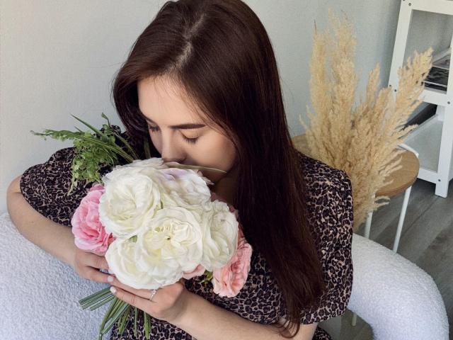 KaleyReed - Live sex cam - 25270185