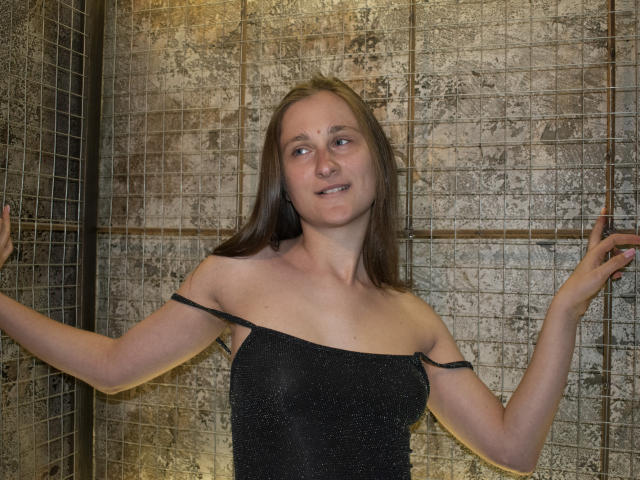 MichelleHotX69 - Live sex cam - 25271121