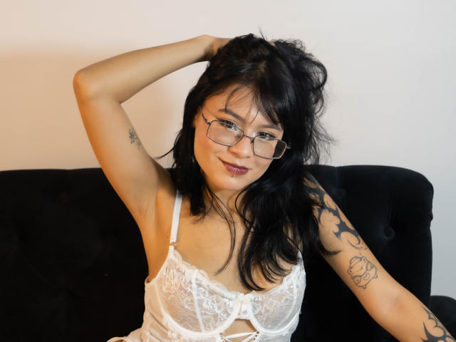 ElizabethRoux - Live sex cam - 25272125