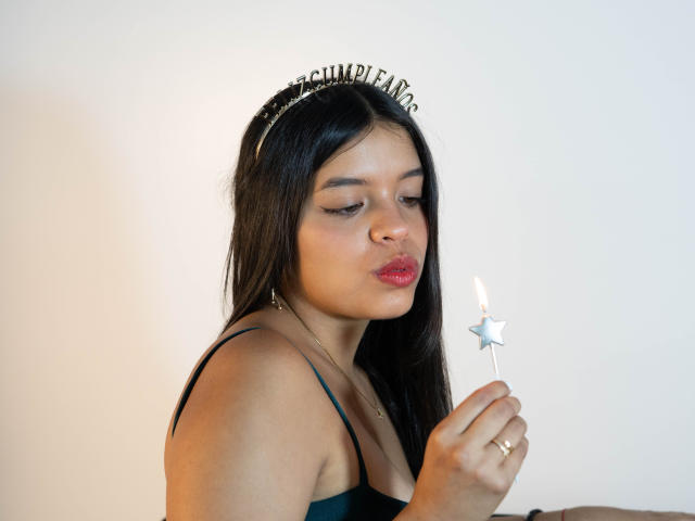 LinaSanttacruz - Live sex cam - 25272401