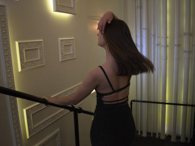 MichelleHotX69 - Sexe cam en vivo - 25272637