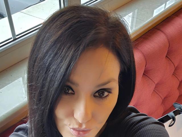 JoliDanielle - Live Sex Cam - 25273561