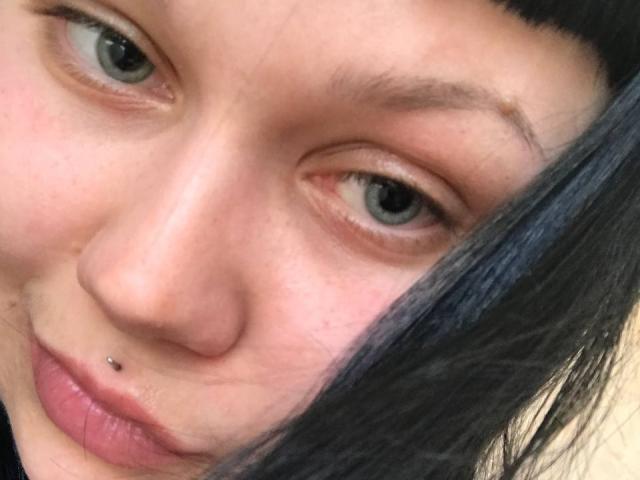 BetsiBlum - Live sexe cam - 25280037