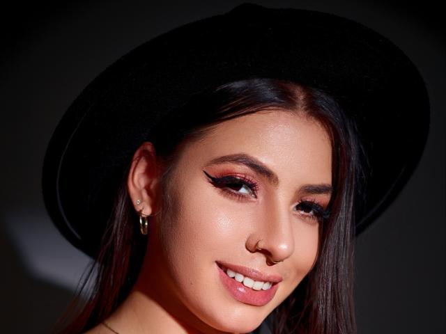 VanessaClose - Live porn &amp; sex cam - 25283897