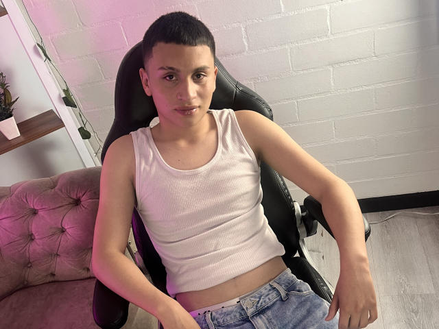 AronSweety - Live sexe cam - 25284853